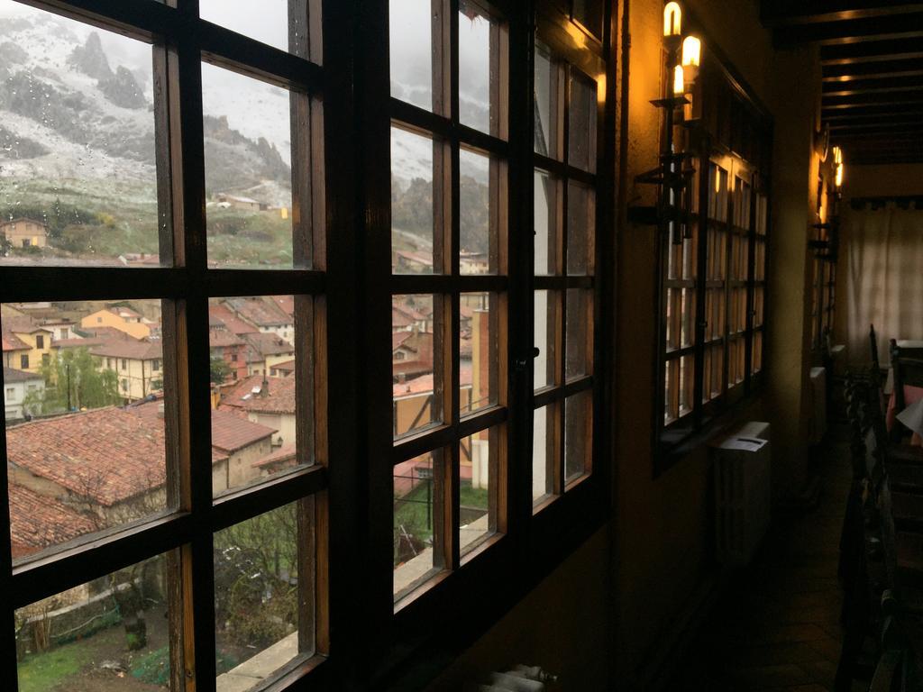 Hostal Pancorbo Exterior foto